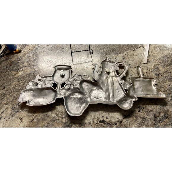 Vintage Midwest Cast Iron Wall Plaque Fruit Cheese Wine 1970s Americana Charm - Picture 3 of 8